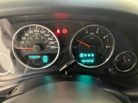 Jeep Wrangler 2.8 CRD Sahara Auto