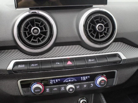 Audi Q2 AUDI Q2 ADRENALIN BLACK EDITION 35 TDI 110(150) KW(CV) S TRONIC