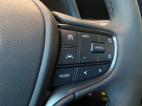 Lexus UX 2.0 300h F Sport