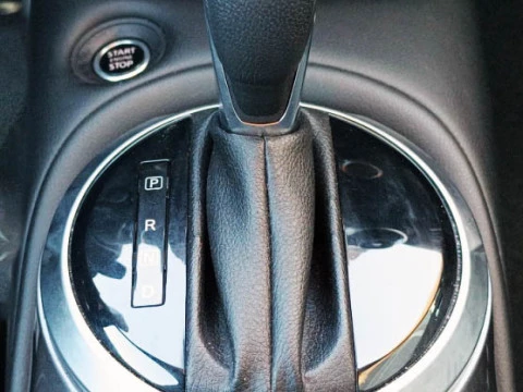 Nissan Juke 1.0 DIG-T 84KW N-CONNECTA DCT 5P