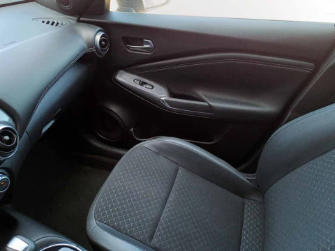 Nissan Juke 1.0 DIG-T 84KW N-CONNECTA DCT 5P