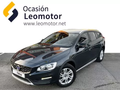 Volvo V60 Cross Country 2.0 D3 Plus Volvo V60 Cross Country 2.0 D3 Plus