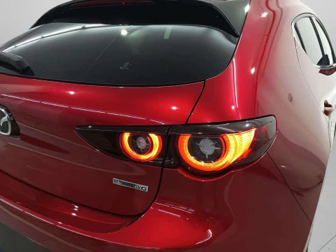 Mazda3 2.5 E-SKYACTIV-G TAKUMI 140 5P