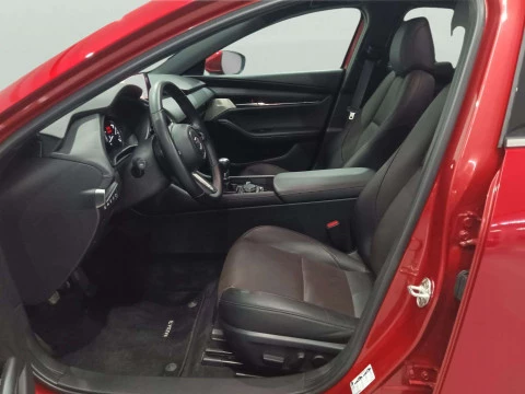 Mazda3 2.5 E-SKYACTIV-G TAKUMI 140 5P