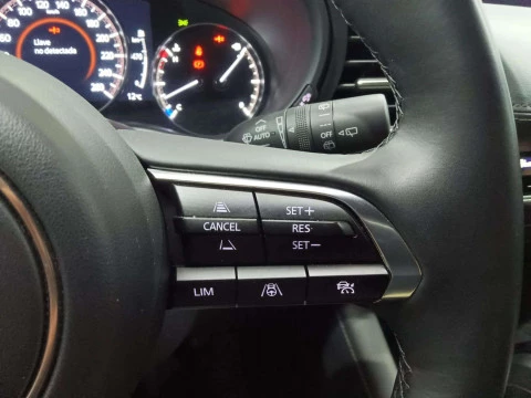 Mazda3 2.5 E-SKYACTIV-G TAKUMI 140 5P