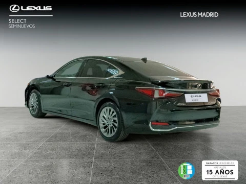 Lexus ES 2.5 300h Luxury