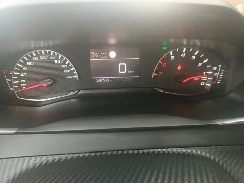 Peugeot 2008 Allure BlueHDI 81kW (110CV)