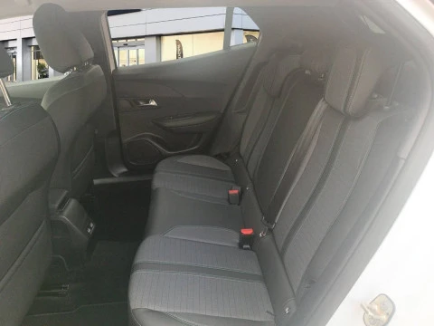 Peugeot 2008 Allure BlueHDI 81kW (110CV)