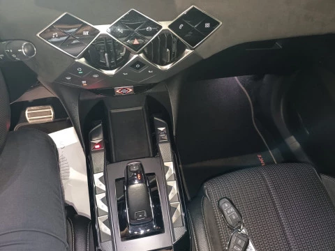 DS 3 Crossback PureTech 96kW (130CV) PERFORMANCE LINE+