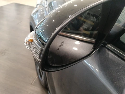 Toyota C-HR 2.0 180H Advance