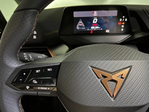 Cupra Born 58 kWh 150 kW (204 CV)