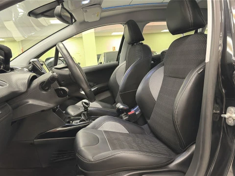 Peugeot 2008 BlueHDI 120 Allure 88 kW (120 CV)
