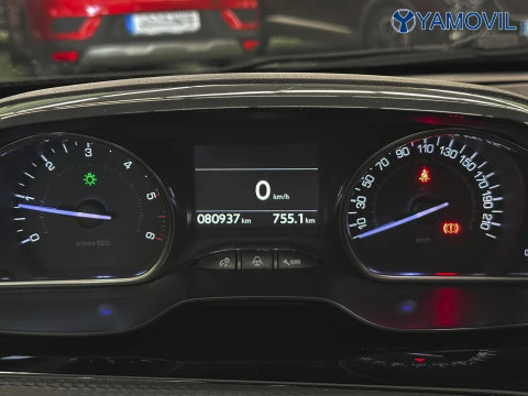 Peugeot 2008 BlueHDI 120 Allure 88 kW (120 CV)