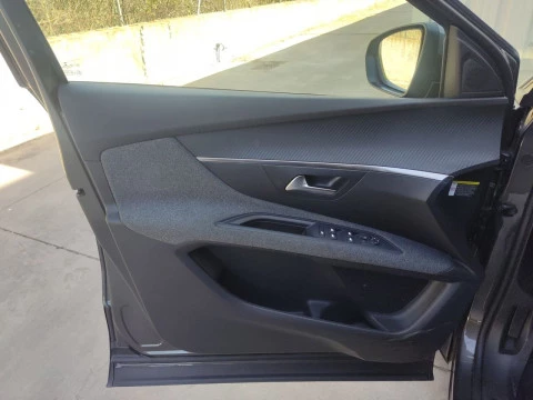 Peugeot 3008 1.5 BlueHDi 96kW (130CV) S&S Active Pack