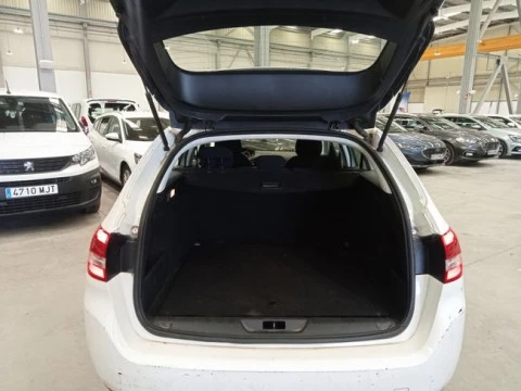 Peugeot 308 SW Business Line BlueHDi 100 S&S 6 Vel.