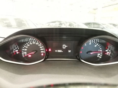 Peugeot 308 SW Business Line BlueHDi 100 S&S 6 Vel.