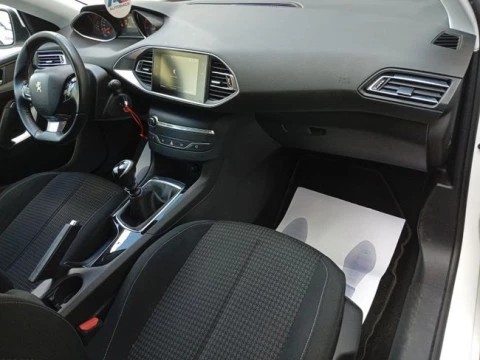 Peugeot 308 SW Business Line BlueHDi 130 S&S 6vel MA