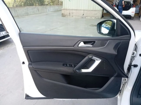 Peugeot 308 SW Business Line BlueHDi 130 S&S 6vel MA