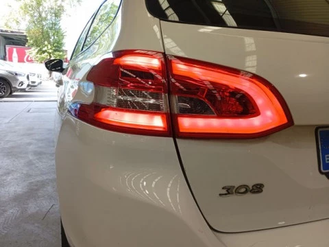 Peugeot 308 SW Business Line BlueHDi 130 S&S 6vel MA