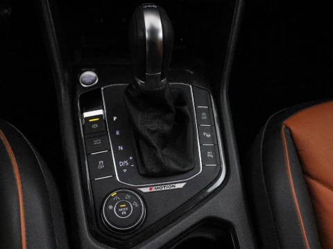 Volkswagen Tiguan 2.0 TDI SCR 190HP DSG 4WD SPORT BMT 190 5P