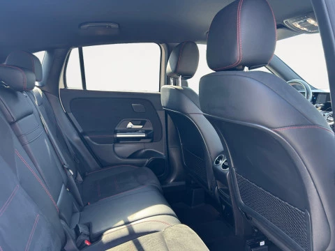 Mercedes-Benz GLA GLA 250 e