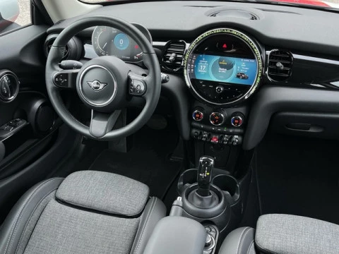 MINI Cooper  100 kW (136 CV)