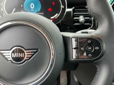 MINI Cooper  100 kW (136 CV)