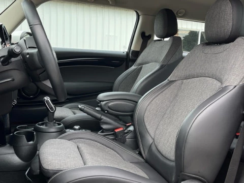 MINI Cooper  100 kW (136 CV)