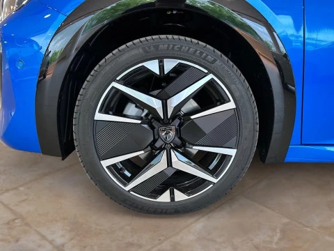 Peugeot 208 GT HYBRID 110 eDCS6