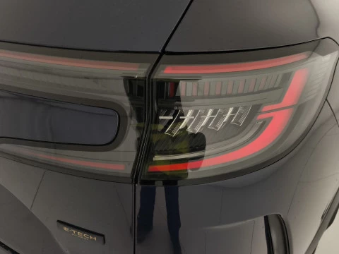 Renault Espace Techno E-Tech full hybrid 146kW