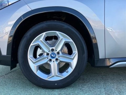 BMW iX1 eDrive20 150 kW (204 CV)