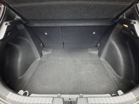 Toyota Corolla 1.8 125H ACTIVE TECH E-CVT