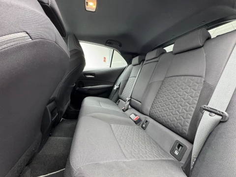 Toyota Corolla 1.8 125H ACTIVE TECH E-CVT