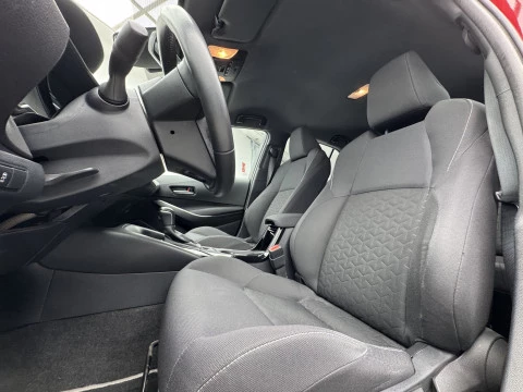 Toyota Corolla 1.8 125H ACTIVE TECH E-CVT