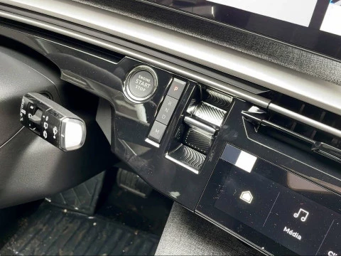 Peugeot 5008 Hybrid 1.2 100KW Allure eDCS6