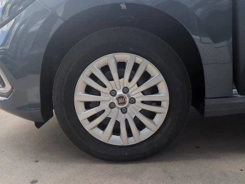 Fiat Tipo Sedán Diésel MT 1.6 95kW (130CV)