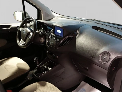 Ford Tourneo Courier 1.0 EcoBoost 74kW (100CV) Titanium