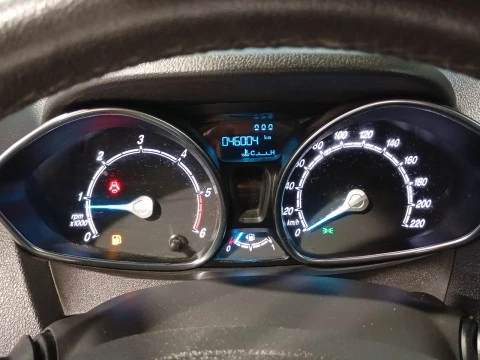 Ford Tourneo Courier 1.0 EcoBoost 74kW (100CV) Titanium