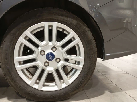 Ford Tourneo Courier 1.0 EcoBoost 74kW (100CV) Titanium