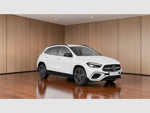 Mercedes-Benz GLA  250 e con tecnologia hibrida EQ
