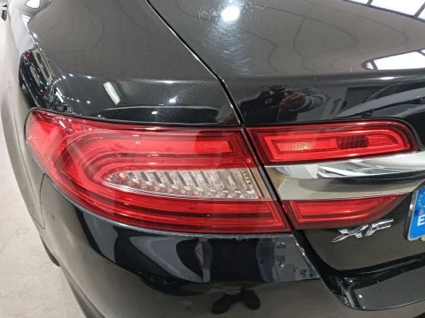 Jaguar XF 2.2 DIESEL PREMIUM LUXURY