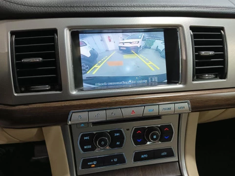 Jaguar XF 2.2 DIESEL PREMIUM LUXURY