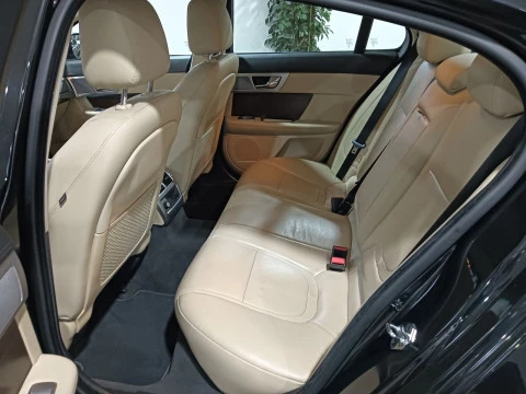 Jaguar XF 2.2 DIESEL PREMIUM LUXURY
