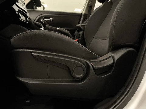 Kia Carens 1.6 GDi Concept 99 kW (135 CV)