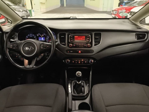 Kia Carens 1.6 GDi Concept 99 kW (135 CV)