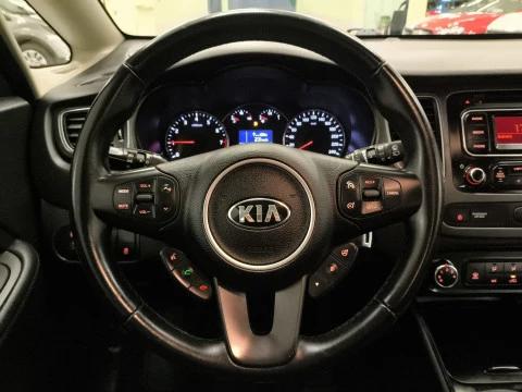 Kia Carens 1.6 GDi Concept 99 kW (135 CV)