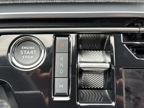 Peugeot 5008 Hybrid 1.2 GT eDCS6 100 kW (136 CV)