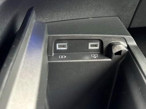 Peugeot 5008 Hybrid 1.2 GT eDCS6 100 kW (136 CV)