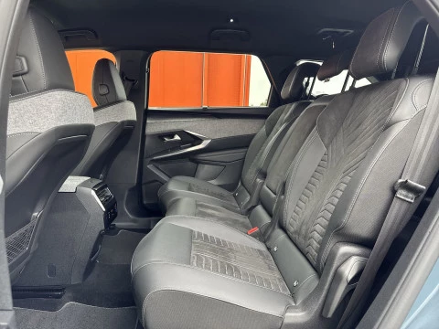 Peugeot 5008 Hybrid 1.2 GT eDCS6 100 kW (136 CV)