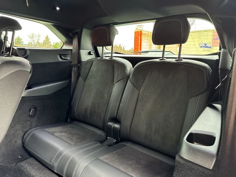 Peugeot 5008 Hybrid 1.2 GT eDCS6 100 kW (136 CV)